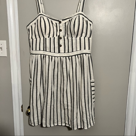 American Eagle Outfitters Dresses & Skirts - American Eagle Corset Dress XL